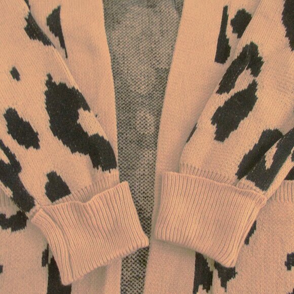 Zesica(NWT) Women's Open Front Cardigan Sweater Size Medium - Picture 4 of 5